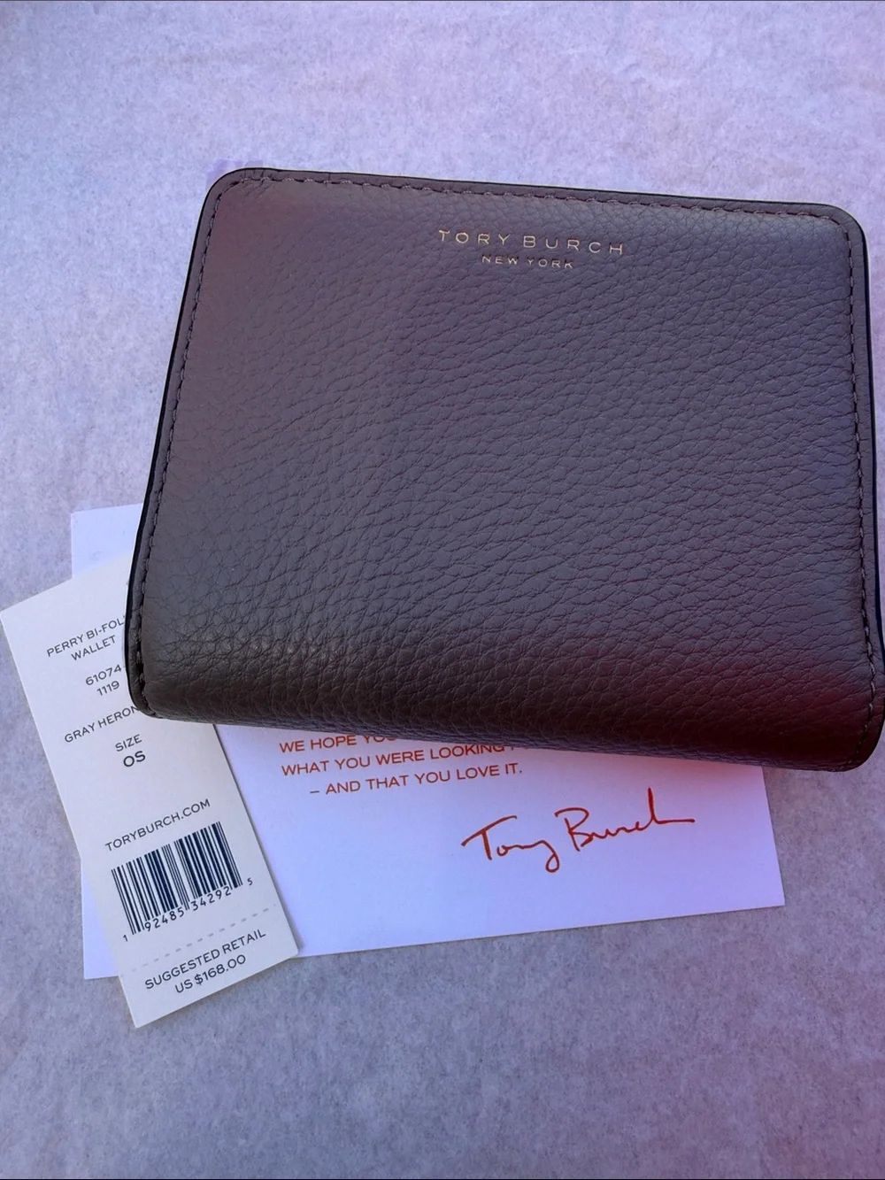NWT Tory Burch Perry Pebbled Leather Bifold Wallet Gray Heron 61074⁠